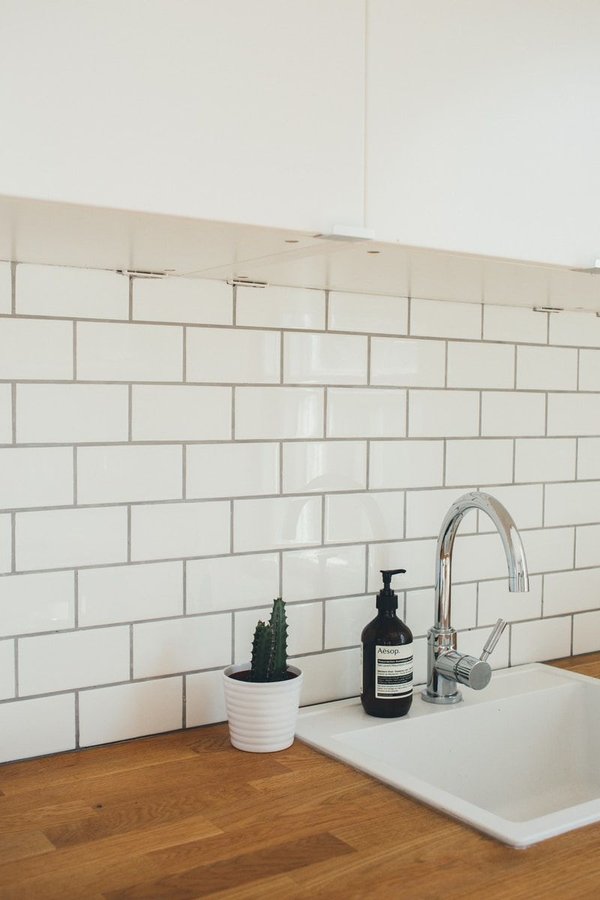 Comment poser carrelage crédence cuisine ?